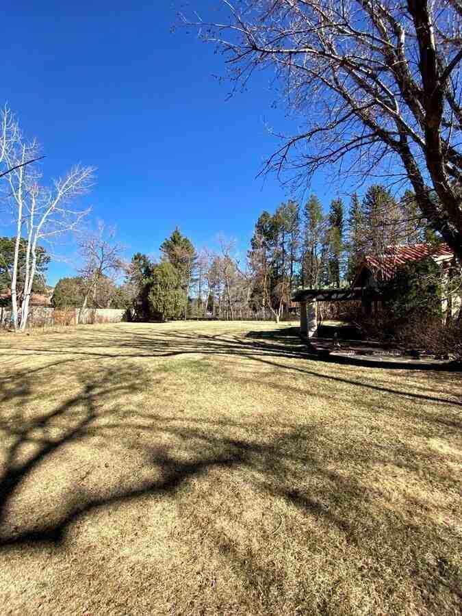 14 Lake Ave - Photo 7 of 36