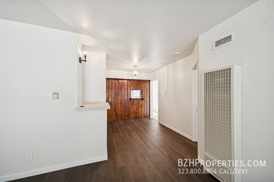 5319 Vantage Ave #5 - Photo 2 of 10