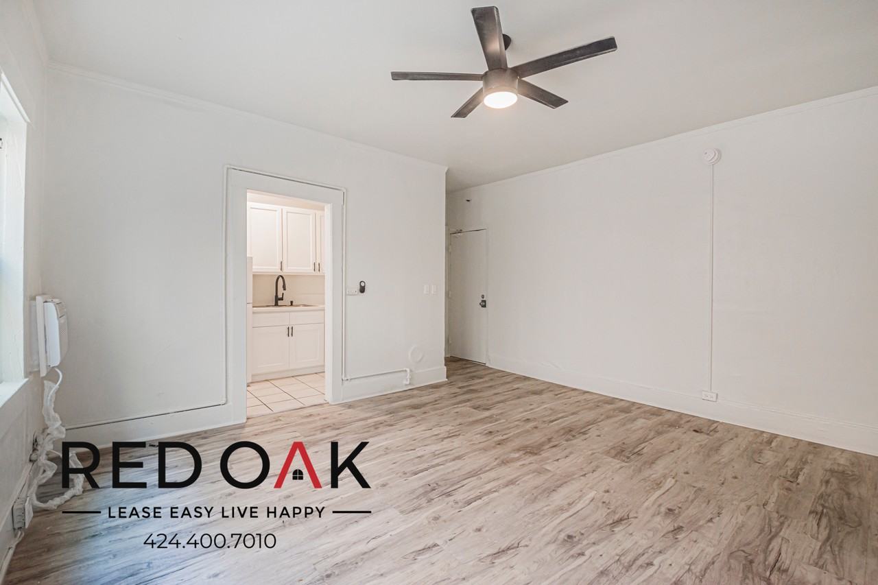 816 S Park View St - Photo 4 of 13