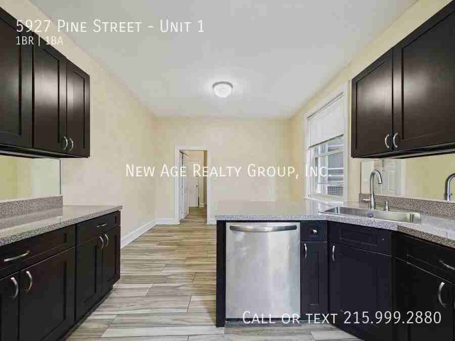 5927 Pine St #1 - Photo 3 of 17