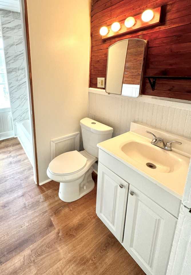 104 Home Ave #2 - Photo 6 of 9