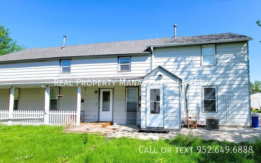 412 N Cedar St #2 - Photo 2 of 9