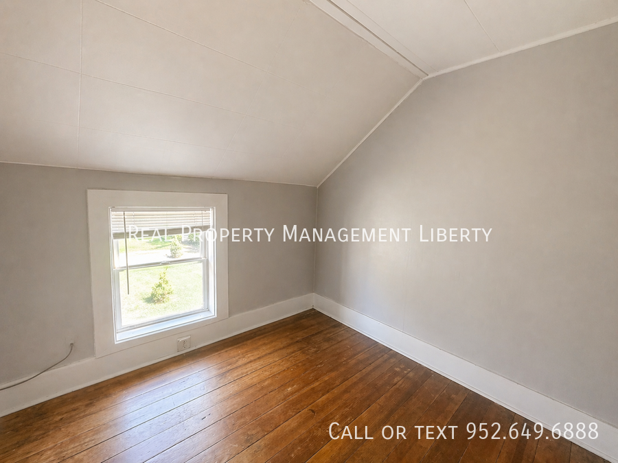 412 N Cedar St #2 - Photo 6 of 9