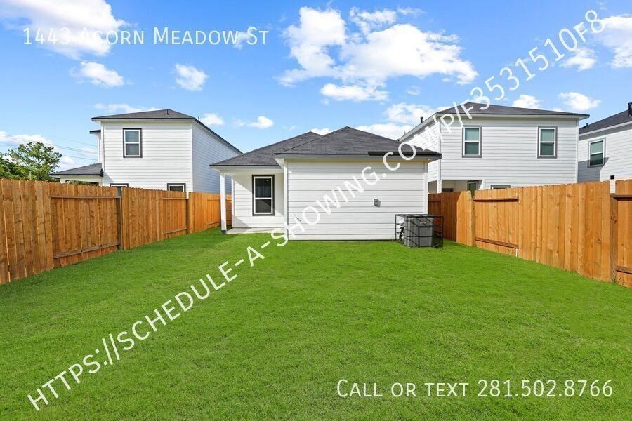 1443 Acorn Meadow St - Photo 4 of 15