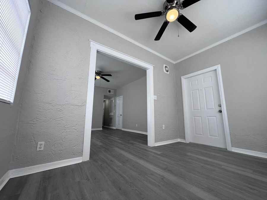 163 Avenue A Se #2 - Photo 2 of 10
