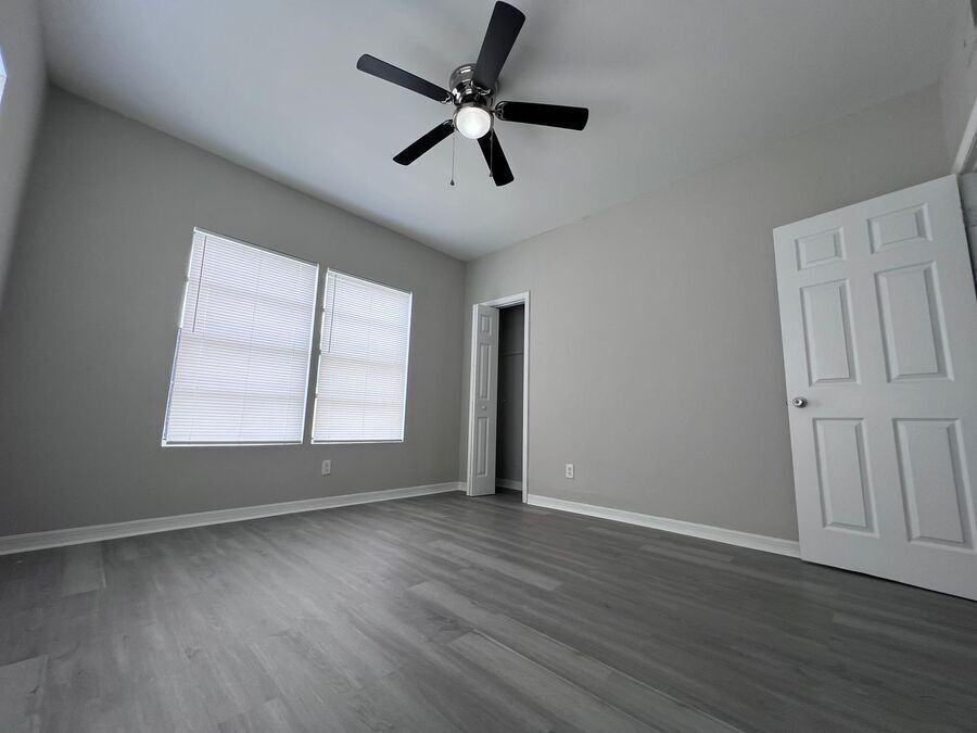 163 Avenue A Se #2 - Photo 7 of 10