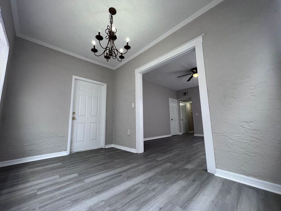 163 Avenue A Se #1 - Photo 2 of 9