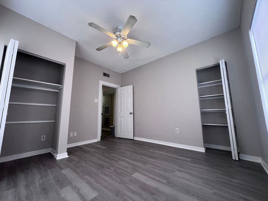 163 Avenue A Se #1 - Photo 6 of 9