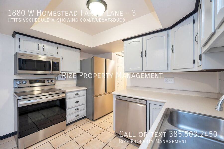 1880 W Homestead Farms Ln #3 - Photo 5 of 33