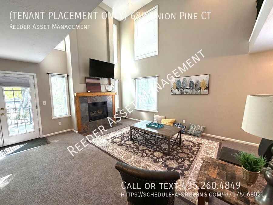 682 E Union Pines Ct - Photo 2 of 15