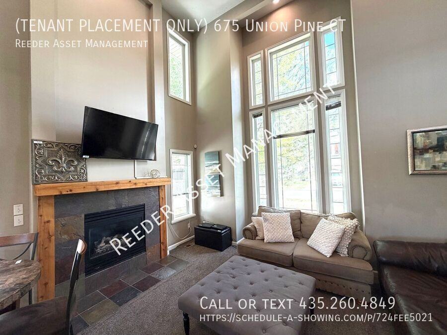 675 E Union Pines Ct - Photo 2 of 13