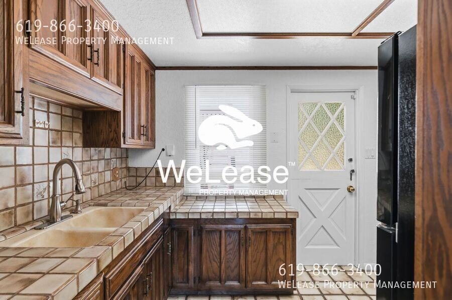 1510 Pacific Beach Dr - Photo 4 of 21