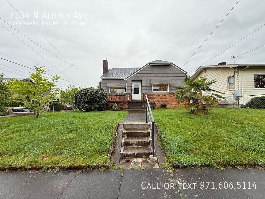 7134 N Albina Ave - Photo 2 of 50