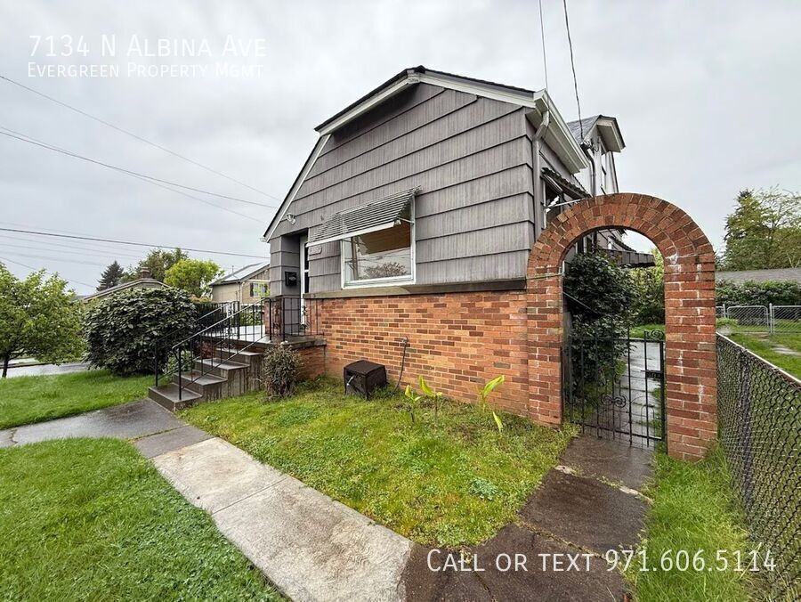 7134 N Albina Ave - Photo 3 of 50