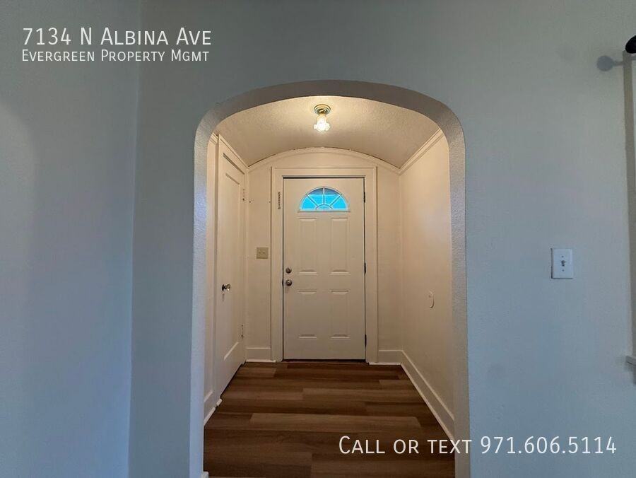7134 N Albina Ave - Photo 4 of 50