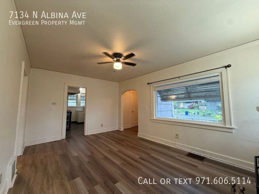 7134 N Albina Ave - Photo 7 of 50