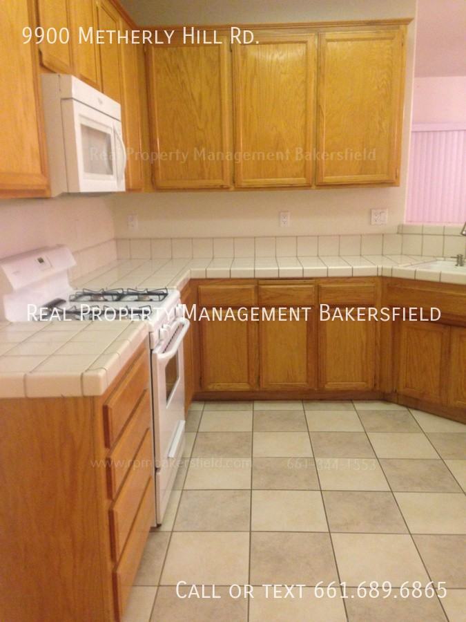 9900 Metherly Hill Rd - Photo 2 of 13