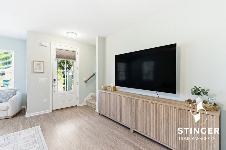 9 Camp Saxton Way - Photo 4 of 43