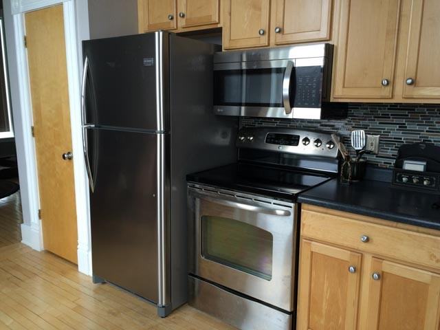 913 Main St #913A - Photo 4 of 16