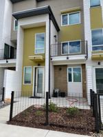 featured image of 225 Green Leaf St #4