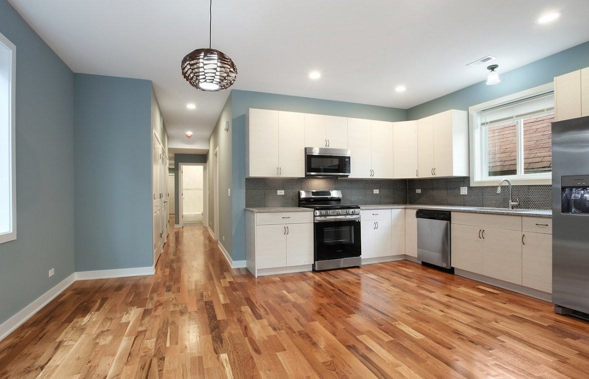 55 N Menard Ave #1 - Photo 3 of 7