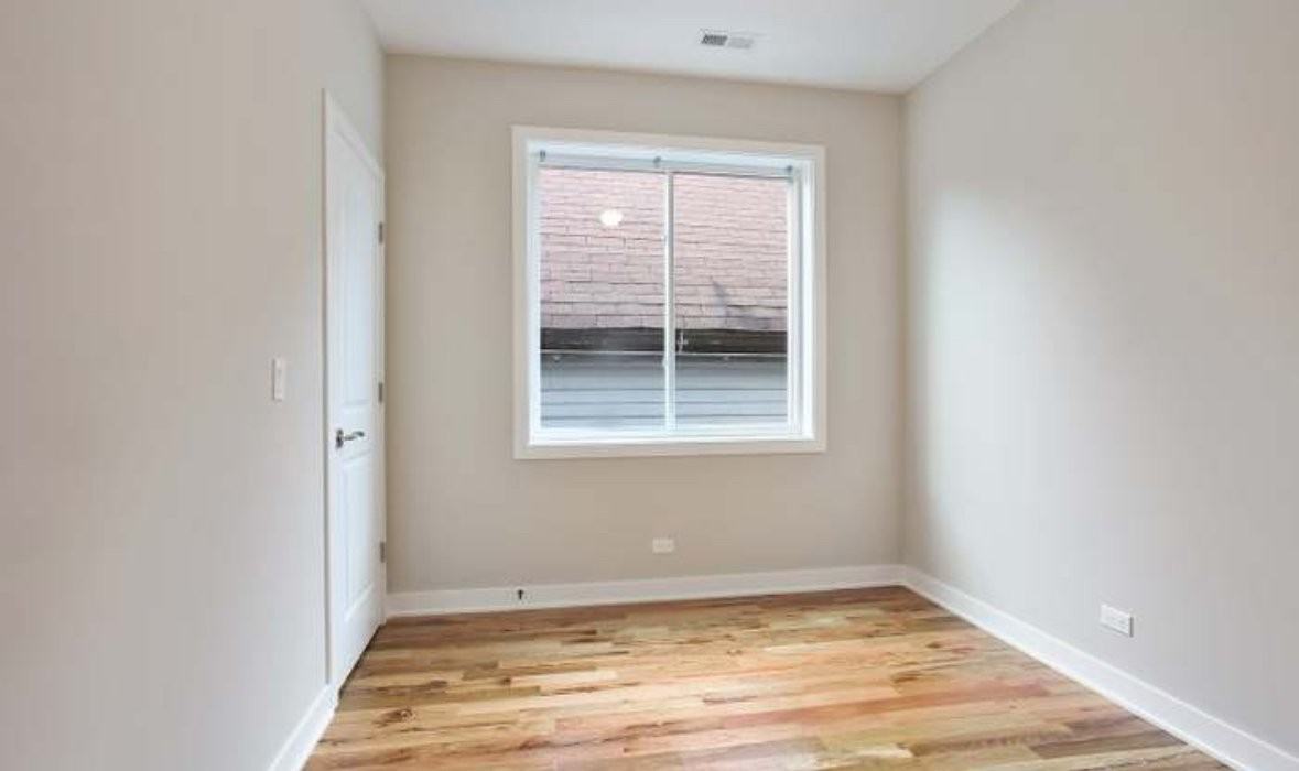 55 N Menard Ave #1 - Photo 7 of 7