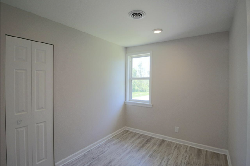 4023 E Elm Rd #4 - Photo 6 of 14