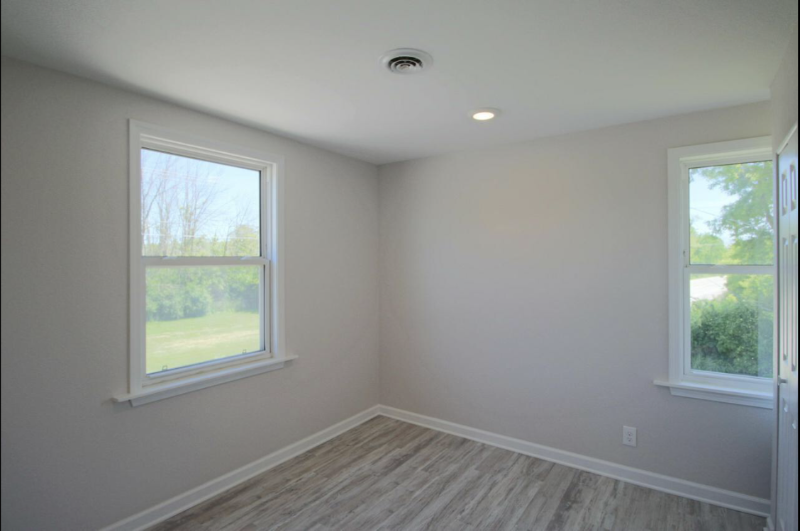 4023 E Elm Rd #4 - Photo 7 of 14