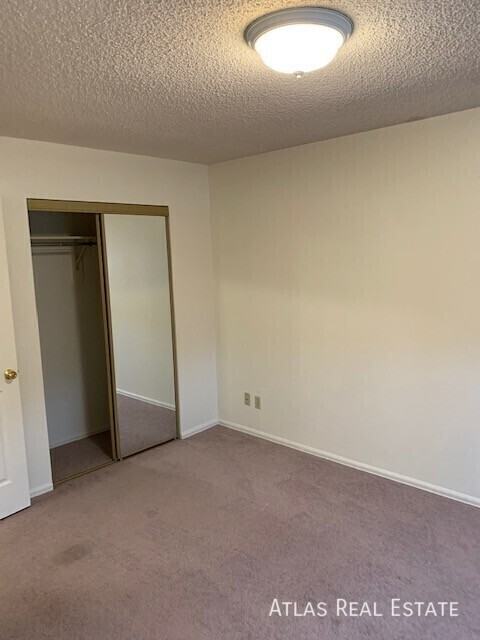 2361 Split Rock Dr - Photo 6 of 8