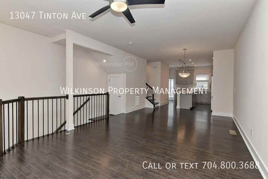 13047 Tinton Ave - Photo 6 of 35