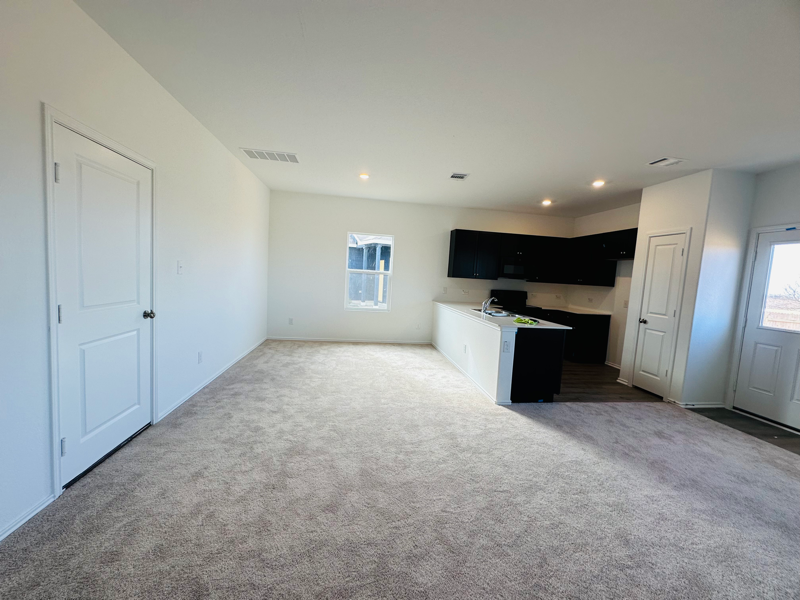852 Rancho Del Cielo Loop - Photo 5 of 19