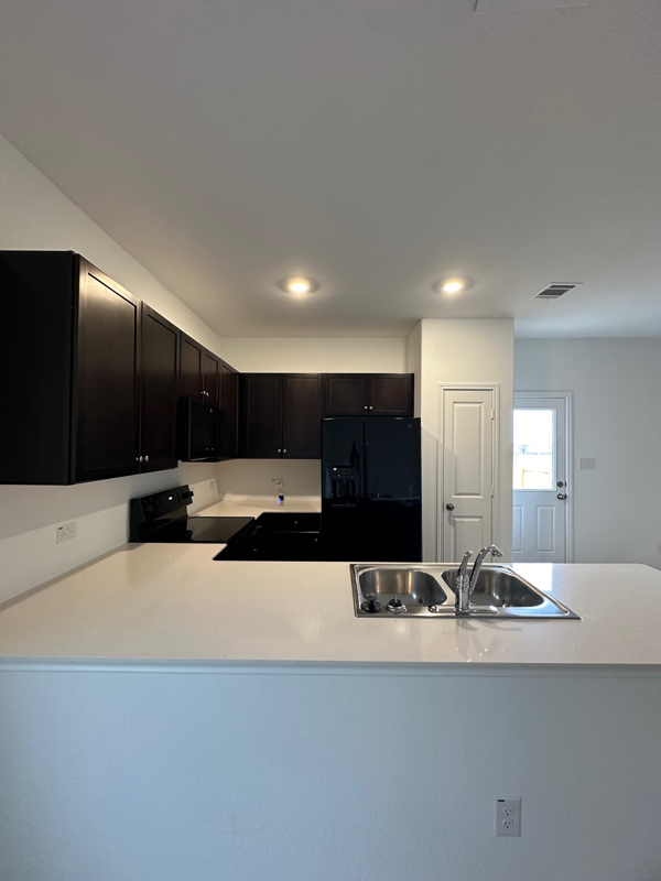 852 Rancho Del Cielo Loop - Photo 6 of 19
