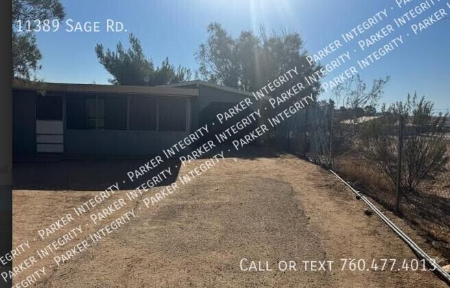 11389 Sage Rd - Photo 3 of 4