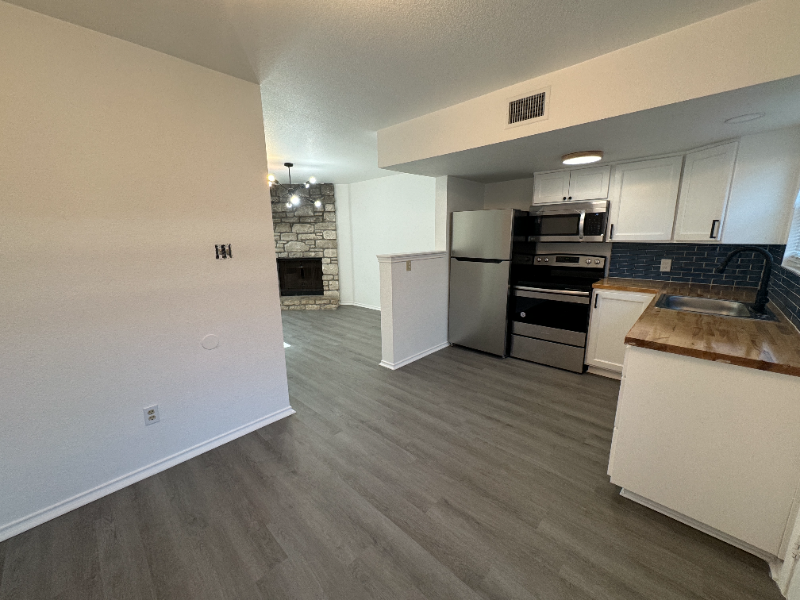 2902 Sweeney Ln #3 - Photo 4 of 22