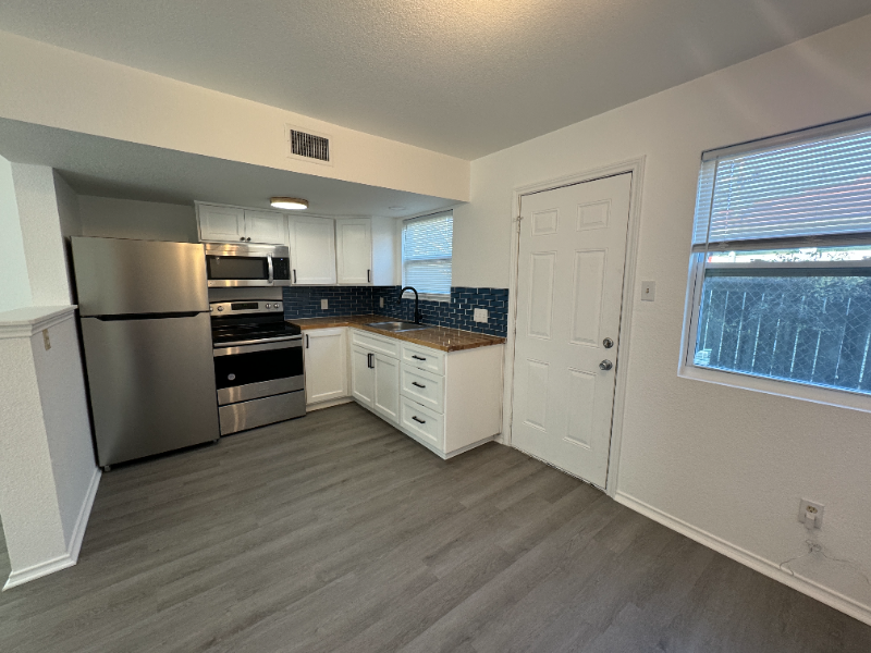 2902 Sweeney Ln #3 - Photo 5 of 22
