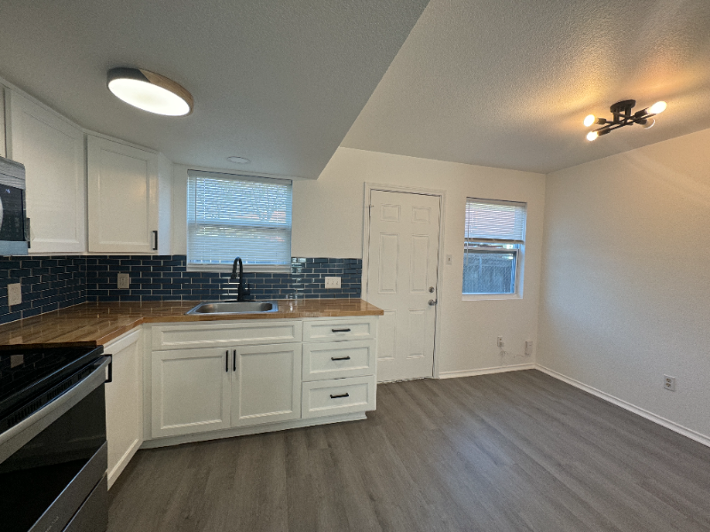 2902 Sweeney Ln #3 - Photo 6 of 22