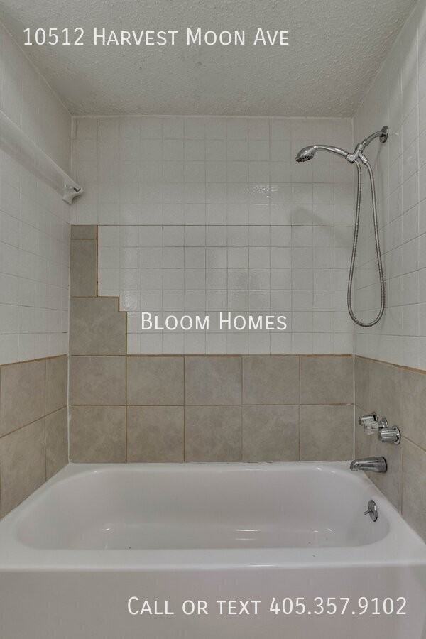 10512 Harvest Moon Ave - Photo 3 of 30