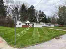 featured image of 282 Cliffbrook Dr