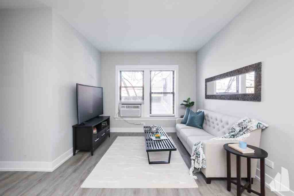711 W Brompton Ave #53