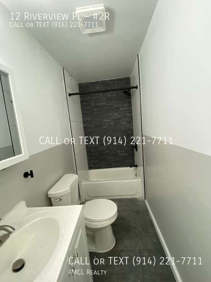 12 Riverview Pl #2R