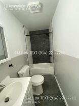 12 Riverview Pl #2R - Photo 1 of 1