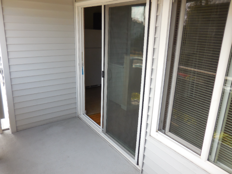 1136 Nw 62nd St - Photo 5 of 16