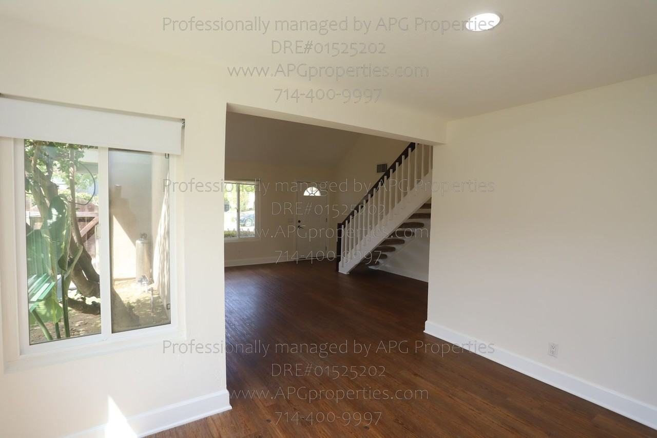 25502 Mcintyre St - Photo 5 of 31