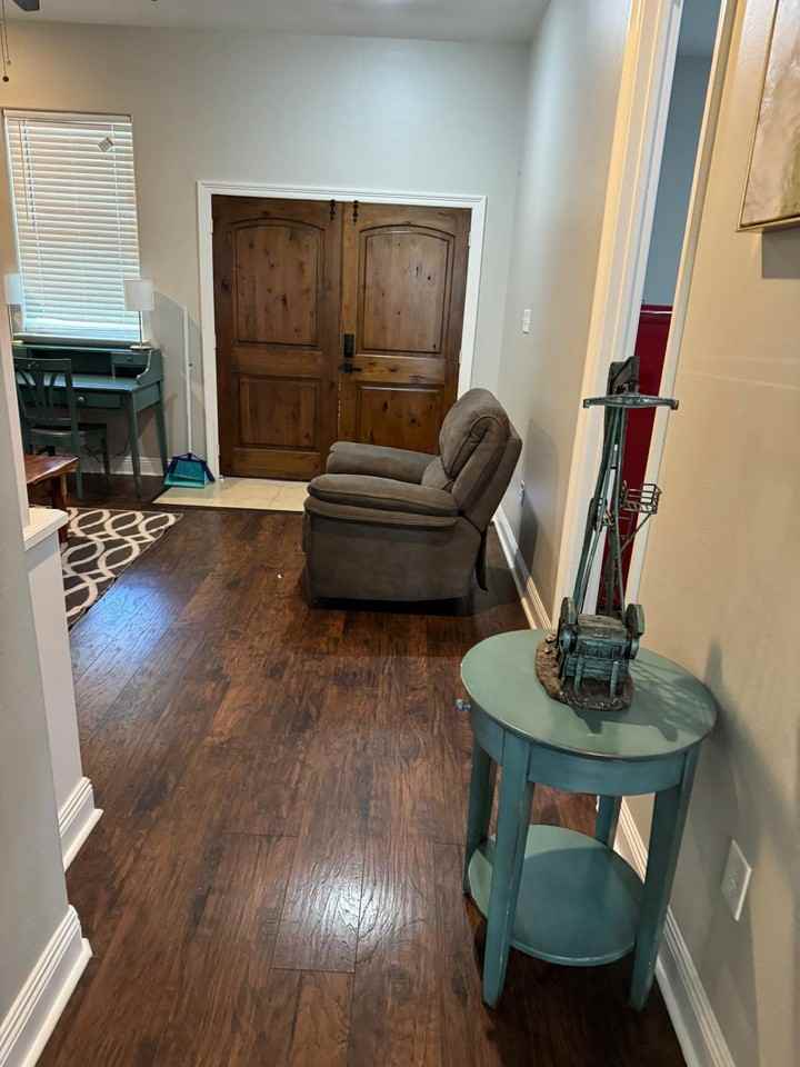 4261 Carlene - Photo 2 of 7