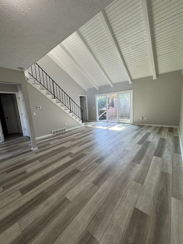 6388 Wolcott Ct - Photo 4 of 14