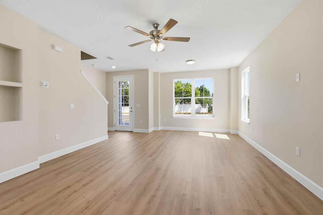 216 S Florida Ave - Photo 7 of 20