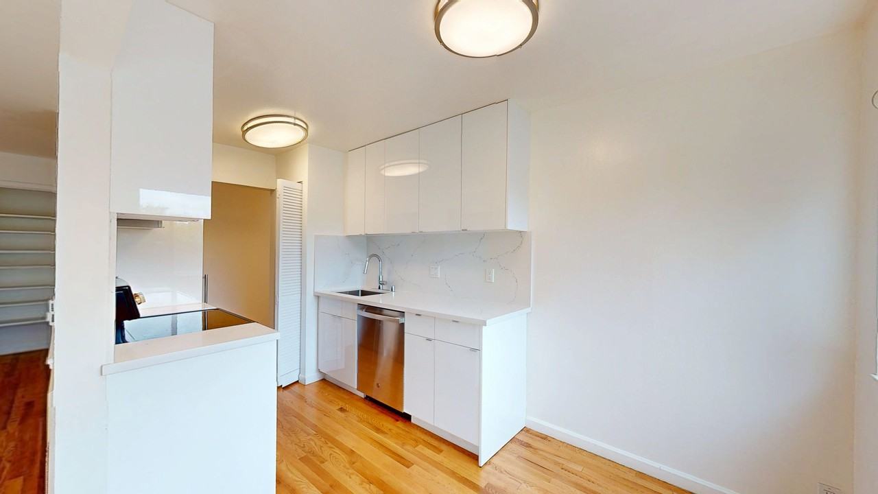 2635 Fillmore St #104 - Photo 7 of 24