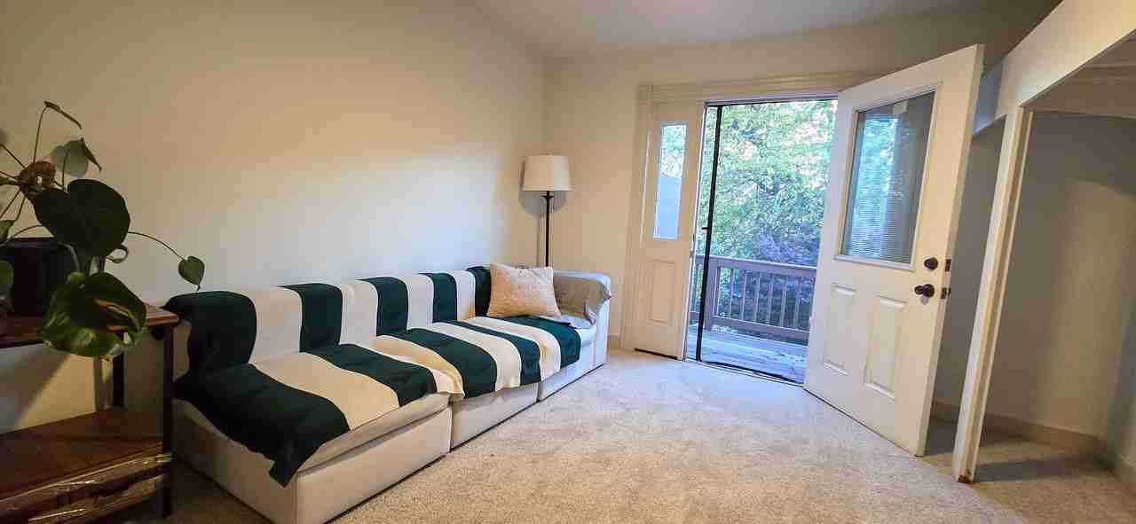 209 W Clay St - Photo 7 of 16