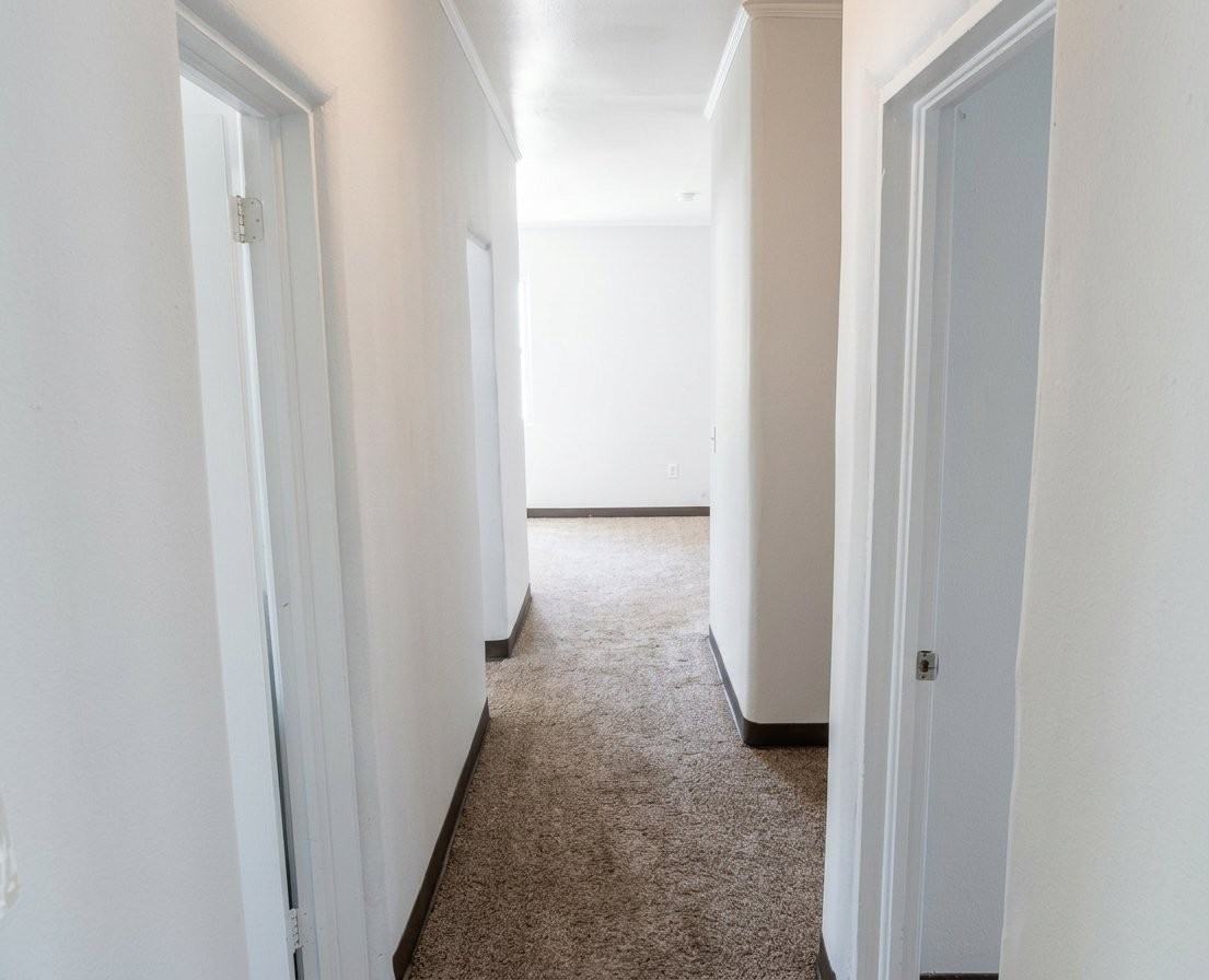 22 Burgess Ct - Photo 4 of 15