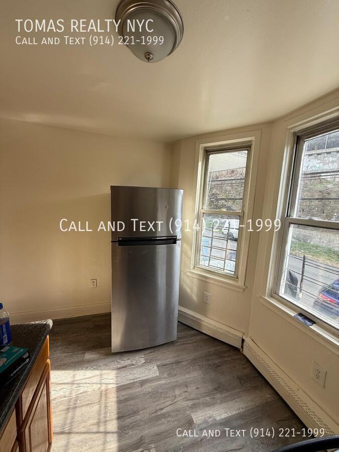 153 Stanley Ave ##1l - Photo 4 of 5